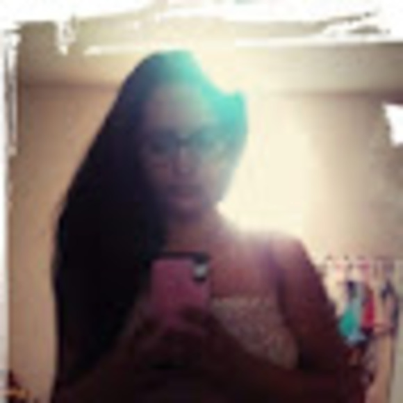 Meet your Posher, Andrea - Picture 1 of 1